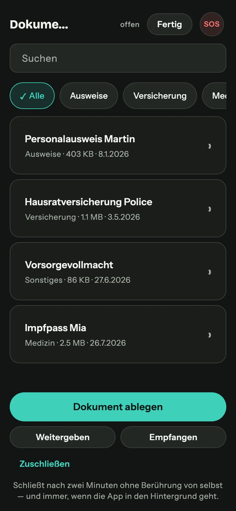 Dokumenten-Tresor auf dem Handy: entsperrt, mit Personalausweis, Versicherungspolice, Vorsorgevollmacht und Impfpass nach Kategorien.